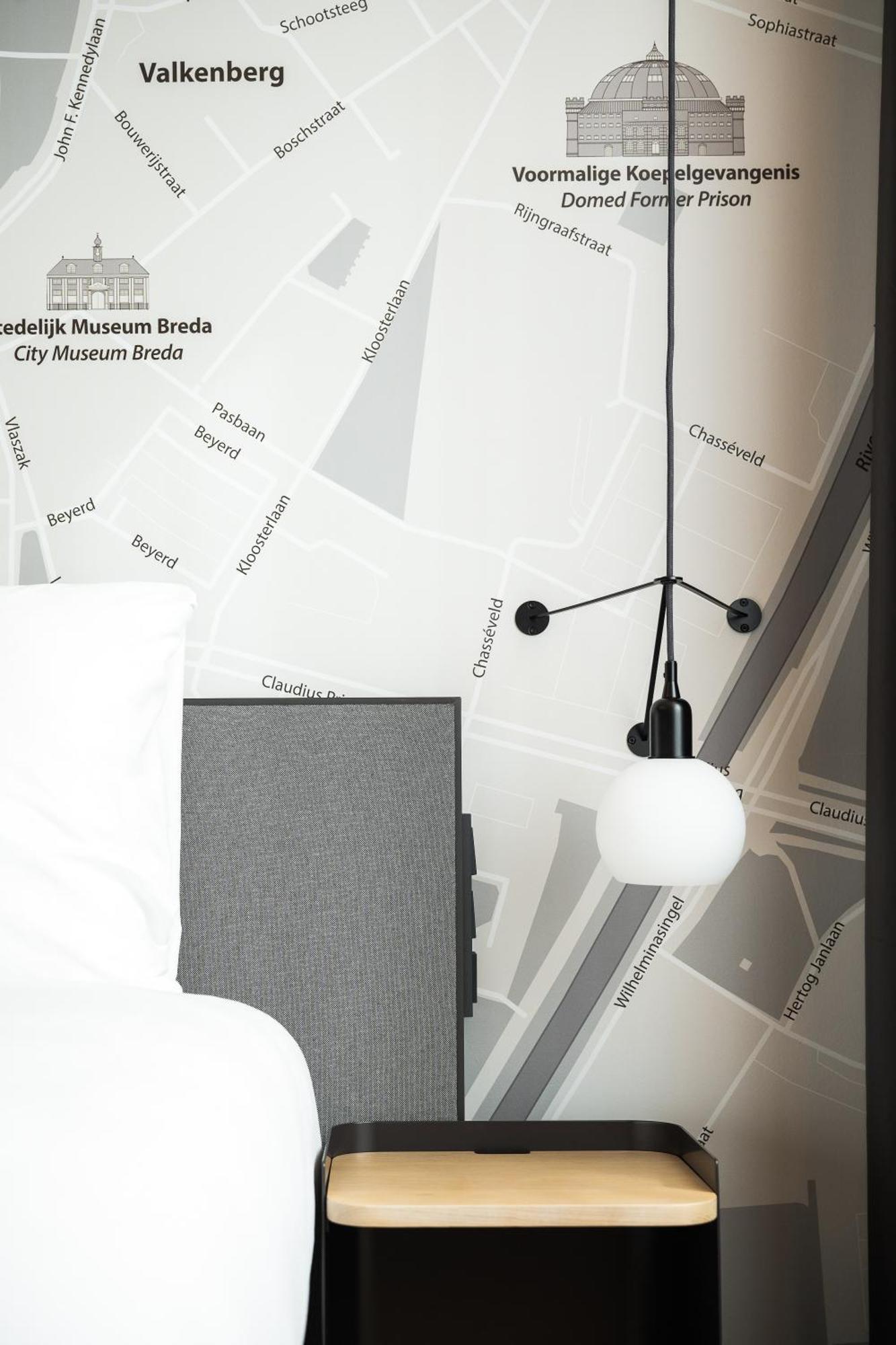 Intercityhotel Бреда Экстерьер фото